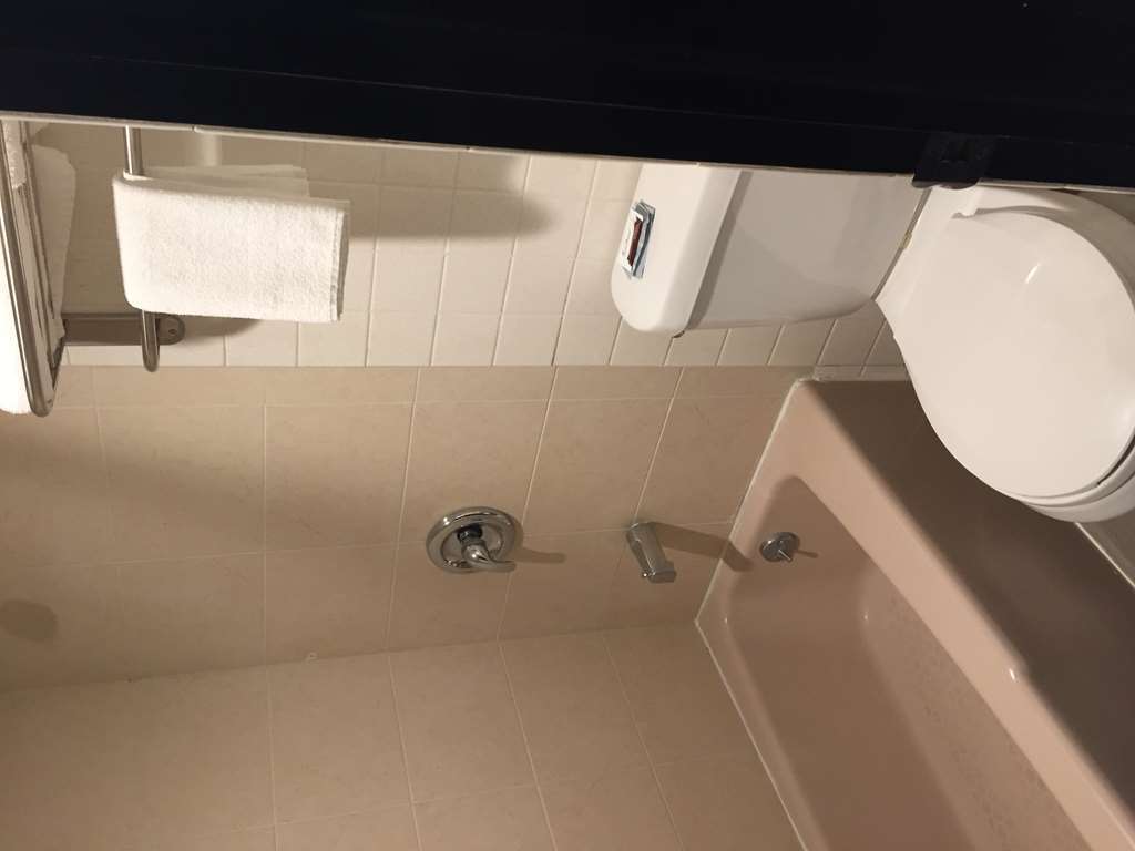Country Manor Motel Watkins Room photo